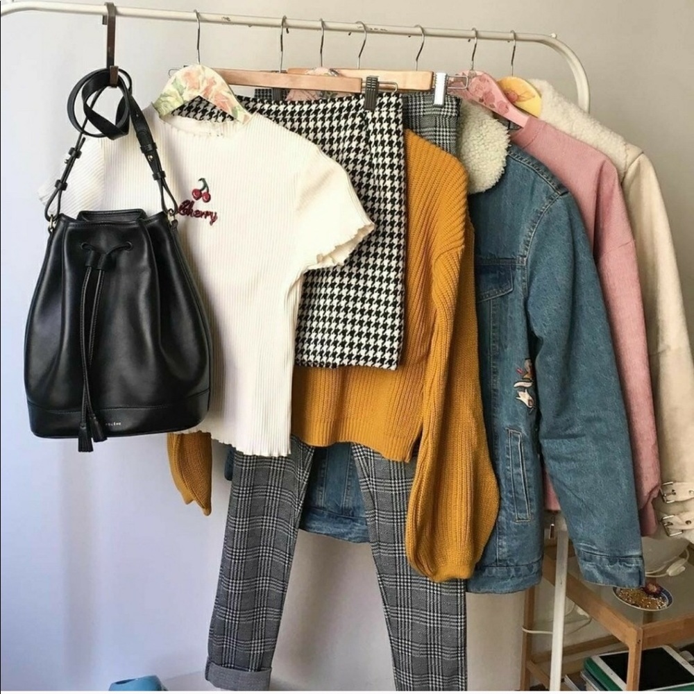 ‘BACK TO SCHOOL’ FALL/WINTER Mystery boxes! - Picture 2 of 9